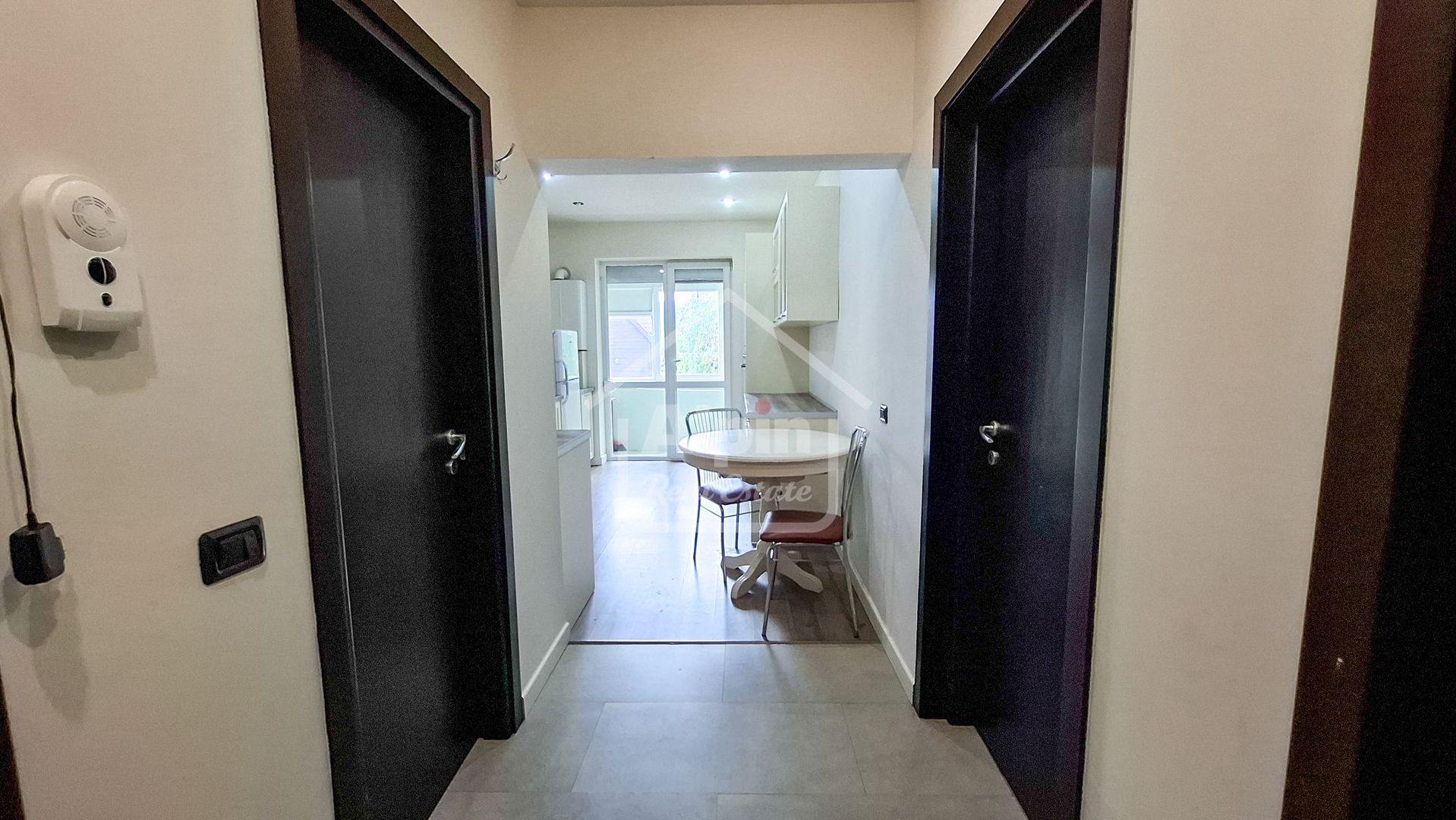 Apartament Suprafata Generoasa I Centrul Civic - Poză 20
