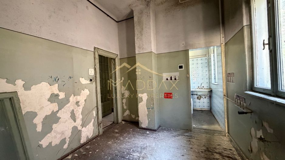 Vila cu 10 camere *540mp* // Zona Titulescu - Poză 9