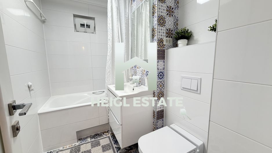 Apartament decomandat cu 3 camere si 2 bai in zona Soarelui - Poză 13