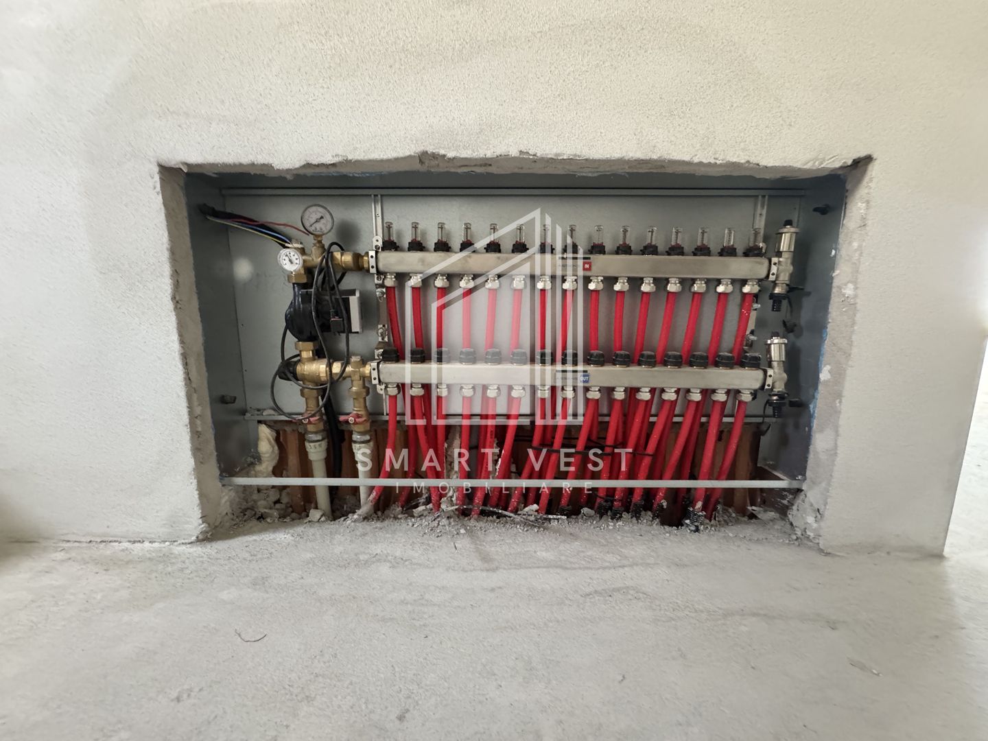 Casa semifinisata | 112 mp utili - 420 mp teren | Zona Calea Odoreului - Poză 9