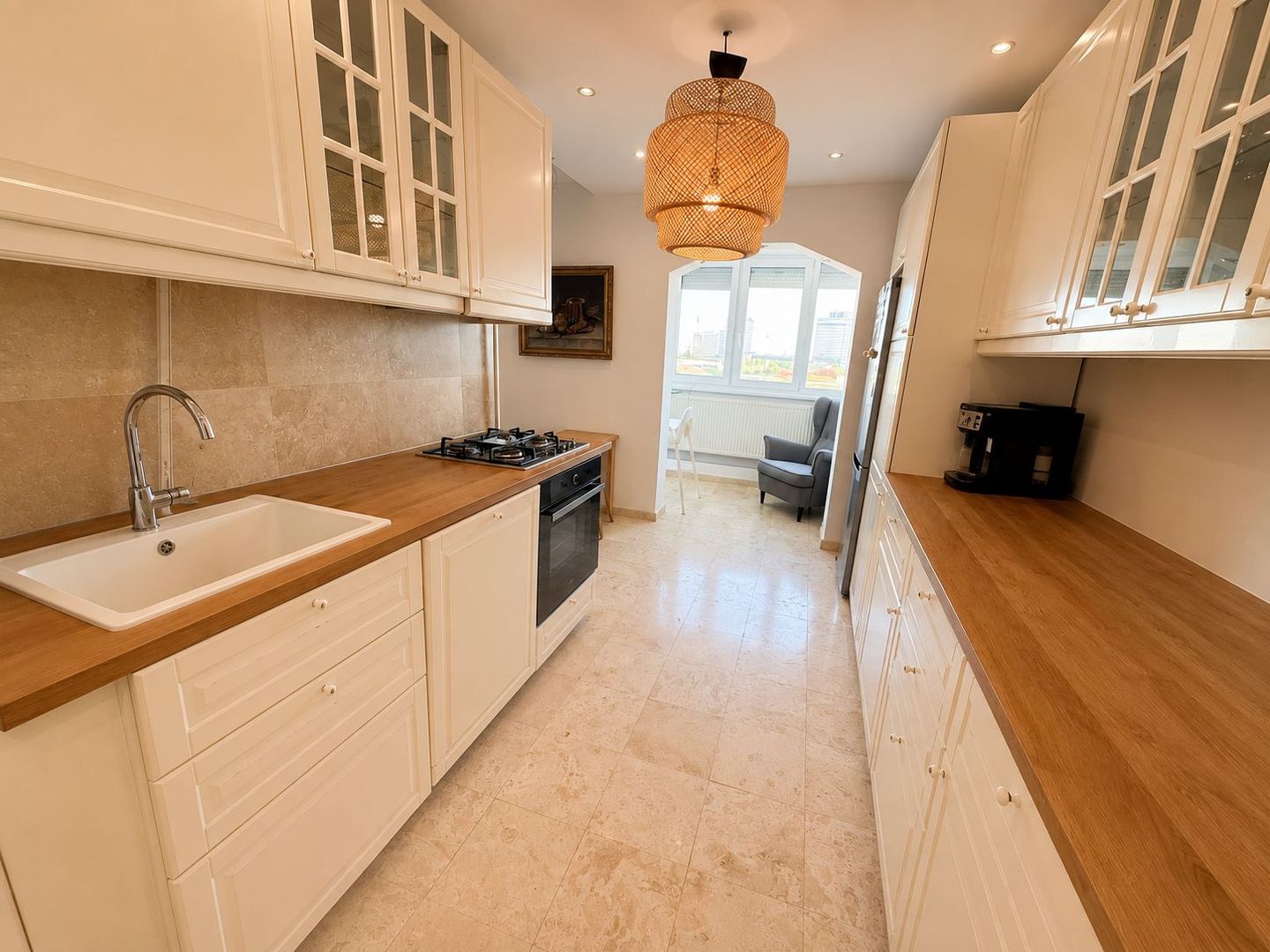 Take Ionescu | 3 Camere | View Panoramic | 2 Băi | Boxă | Renovat Premium - Poză 10