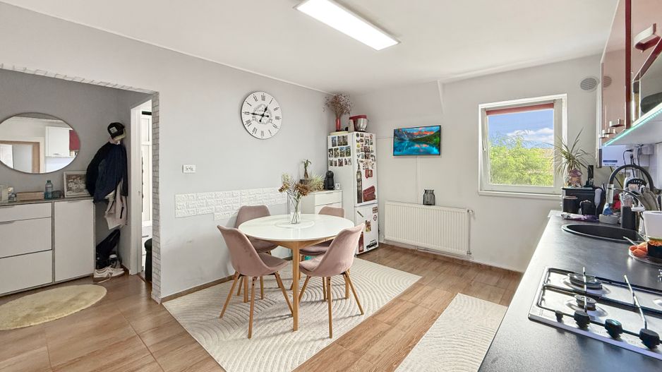 Apartament 3 camere, zona Lipovei, comision 0% - Poză 4