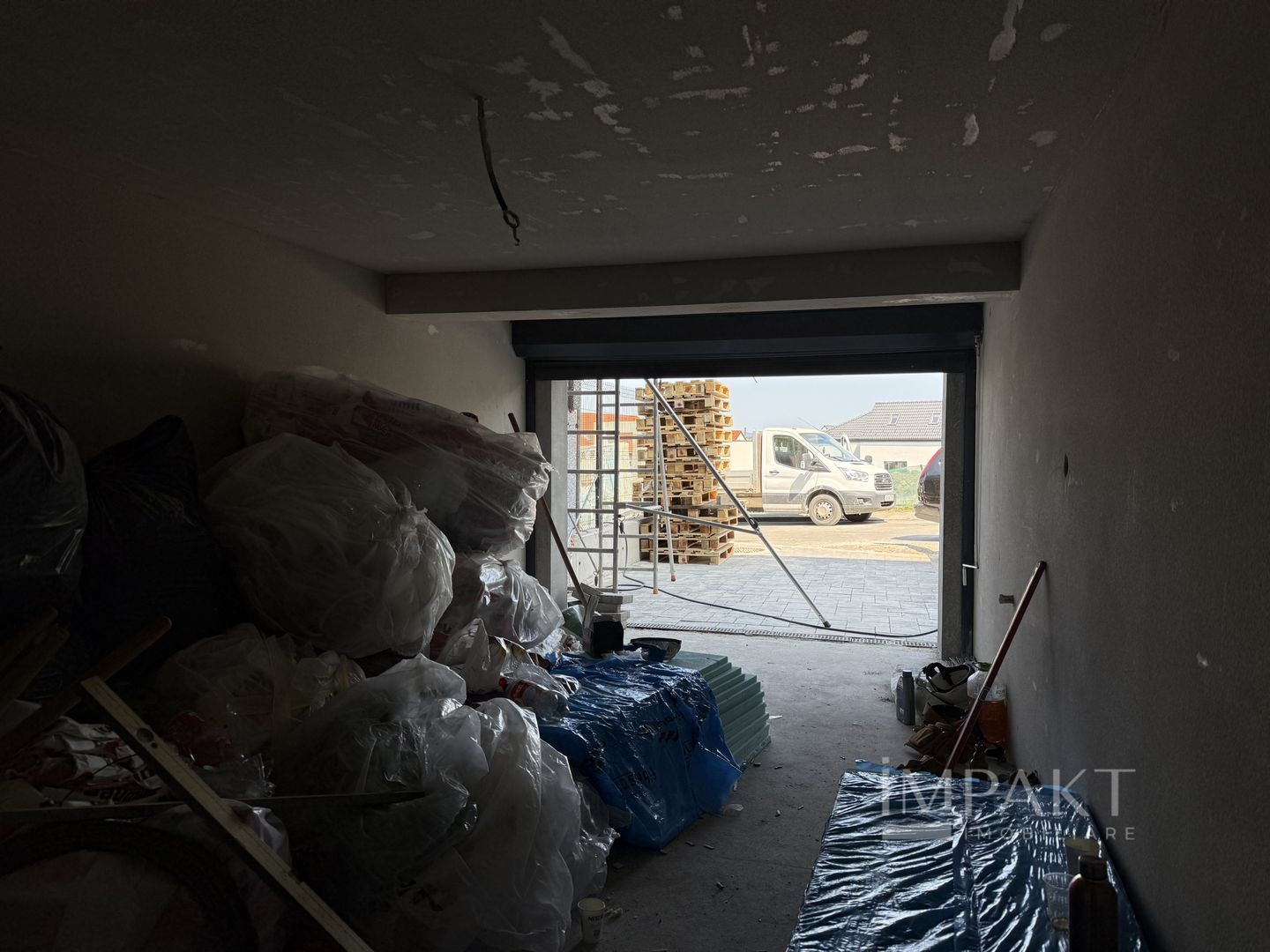 Case cuplate la liziera padurii , ideale pentru 2 familii ! - Poză 34