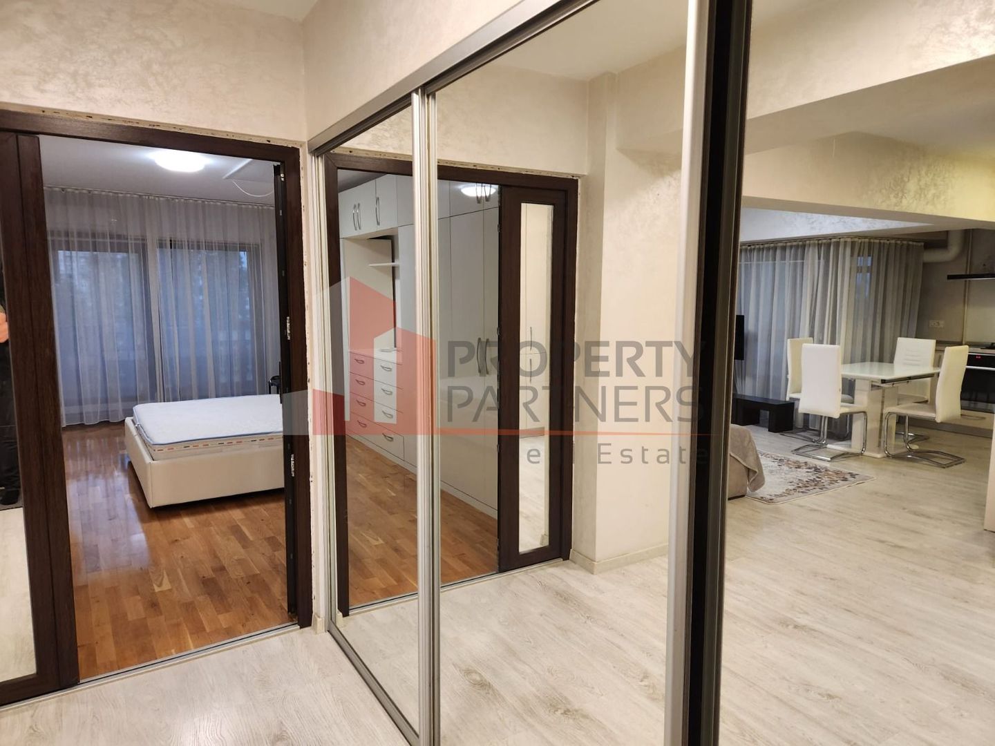 2 camere, 3 balcoane, special, Unirii - Poză 9