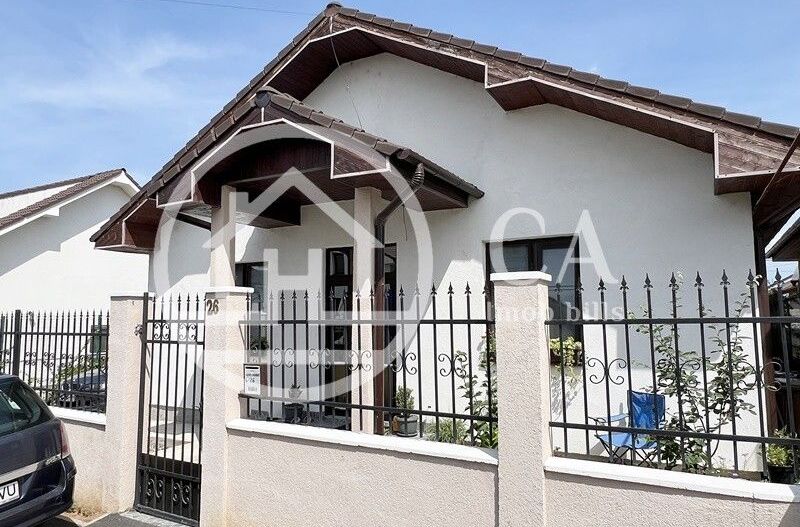 Casă de vanzare cu 4 camere in Cartierul Tineretului, Oradea - Poză 16