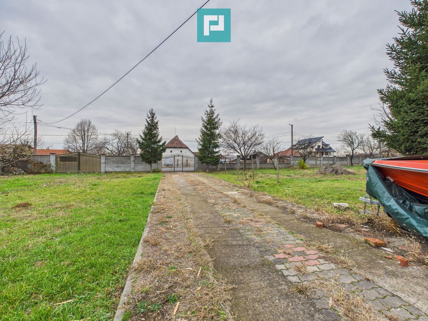 CONAC IMPRESIONANT ÎN GHIOROC - Poză 21