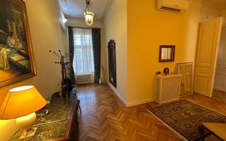 APARTAMENT DEOSEBIT IN ZONA CENTRALA - Poză 40