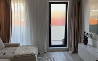 Apartament cu 3 camere, 2 băi, balcon și parcare, Florești. - Poză 4