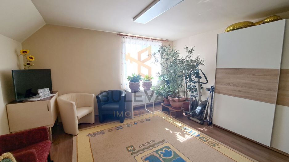 Comision 0! Casa 206 mp utili + pod 60 mp, 4 parcari, 304 mp teren - Poză 15