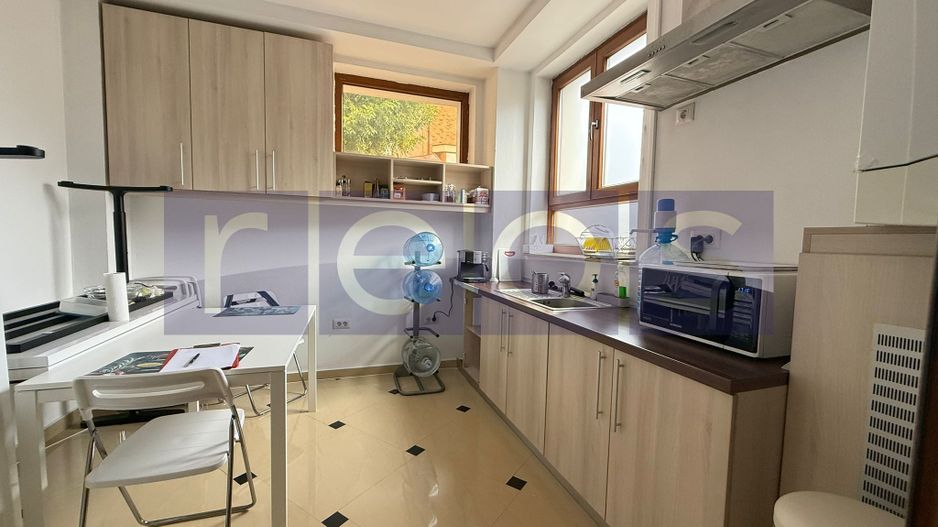 DE VÂNZARE VILA | EXCLUSIVISTĂ ZONA DOMENII | 5 CAMERE | PARCARE ÎN CURTE - Poză 10