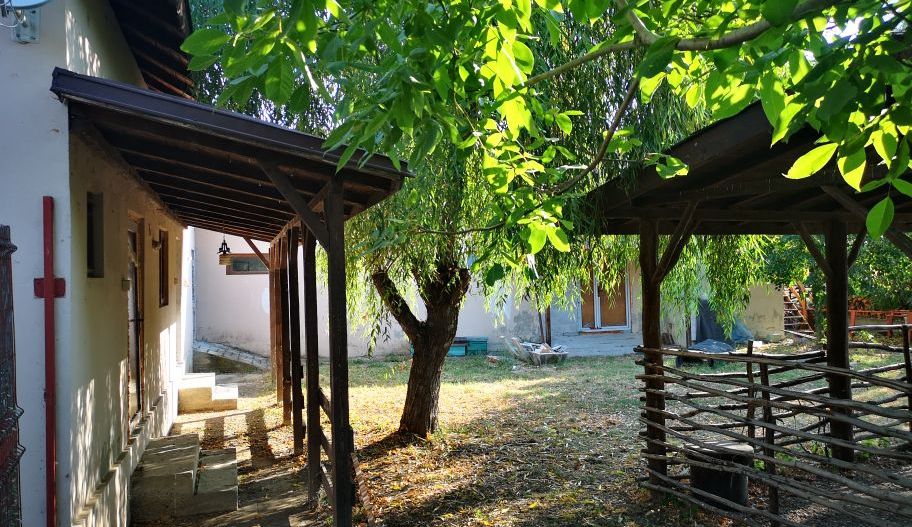 Casa mixta Urziceanca - Poză 1