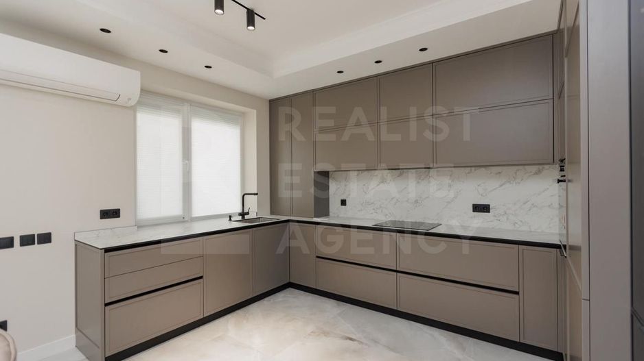 Chirie, casă, 4 camere, strada Plaiului, Botanica - Poză 9