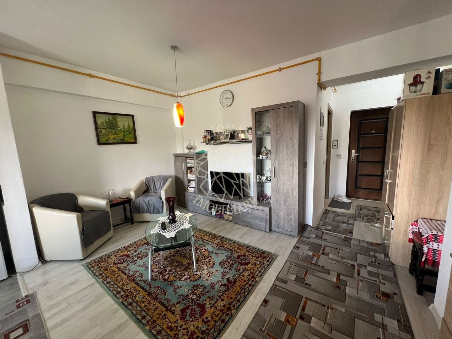 Apartament 2 camere-balcon-parcare-lift-Zona Independentei - Poză 1