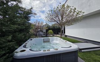 Casă modernă de vânzare în Tunari – Jacuzzi | Foisor | Panouri fotovoltaice - Poză 8