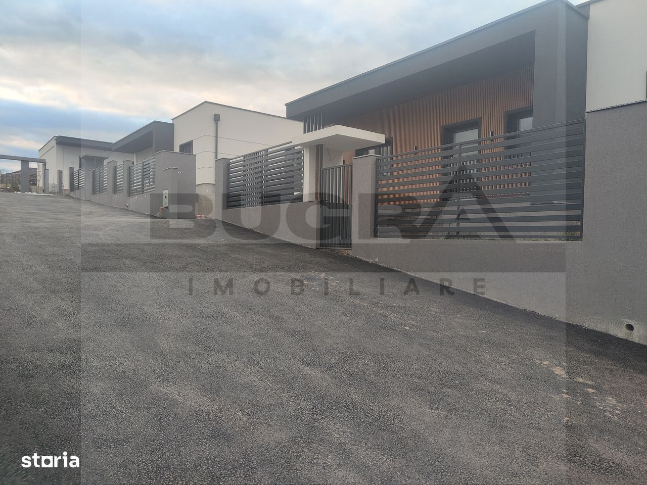 Casa individuala, 118 mp, 450 mp teren, Dezmir - Poză 1