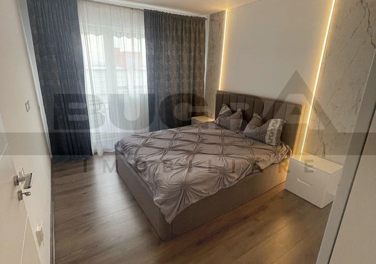 Apartament de 2 camere, 52mp, etaj retras, terasa, zona Petrom - Poză 1
