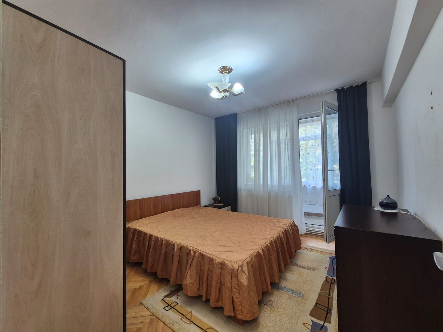 Apartament la 6 minute de gară, piata si Centru Civic, pet friendly - Poză 12