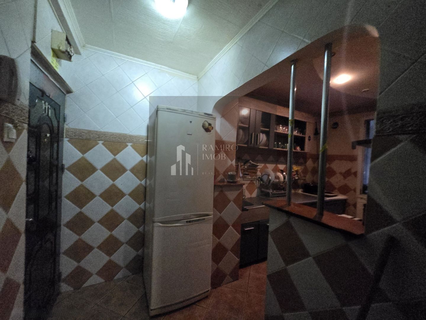 Ap 2 camere 55mp etaj 1 -balcon mare -Nitu Vasile -Big Berceni - Poză 6