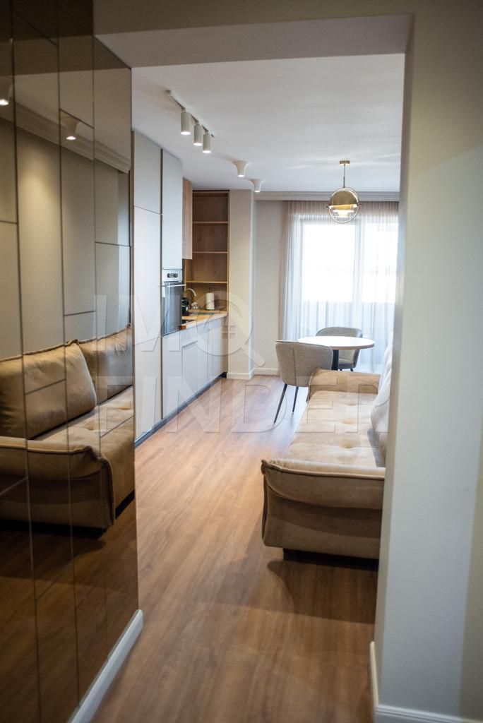 Vanzare 2 camere la cheie, zona Teatru National - Poză 7