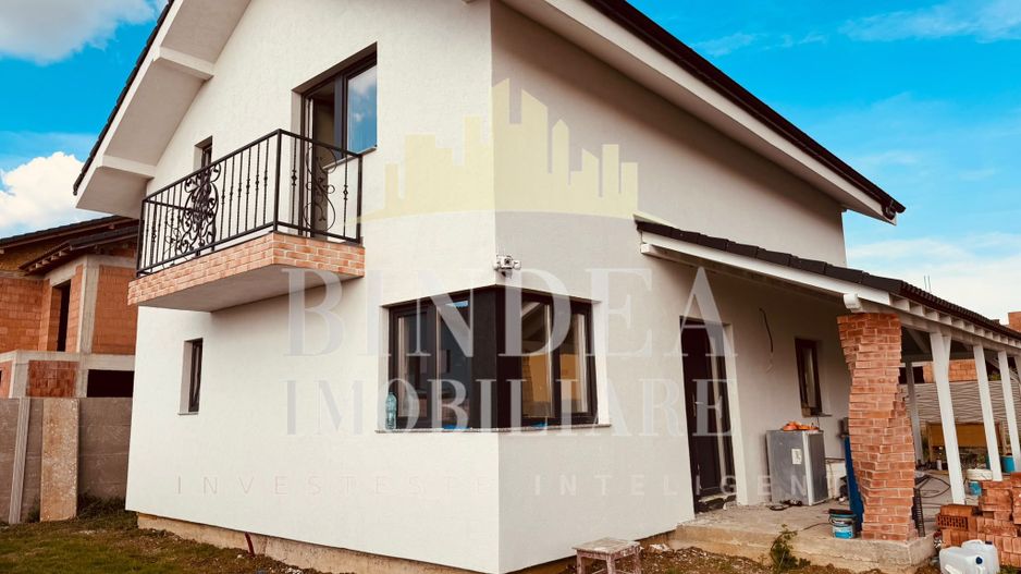 Casa individuala P+M Giarmata 584 mp 22 front, interior la alb - Poză 1