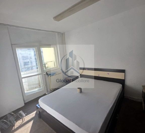 Inchiriere 3 camere Piata Unirii decomandat 80 mp | 2 bai 2 balcoane - Poză 4