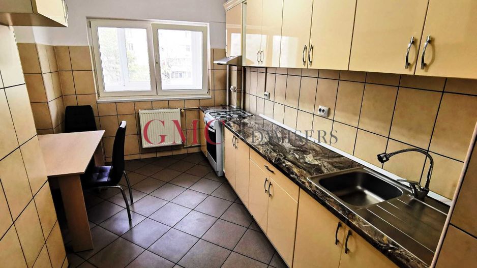 Apartament 3 camere B-dul Chisinau - Mega Mall - Poză 4