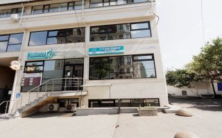 Spațiu comercial, 140 mp, strada Lev Tolstoi, Centru - Poză 1