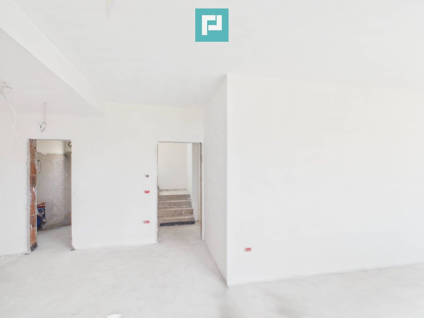 Duplex spațios 102 mp utili, teren 350mp in Covaci - Poză 30
