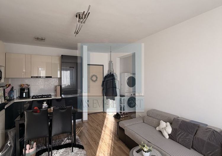 Apartament 2 camere open space - zona Tractorul - Poză 1