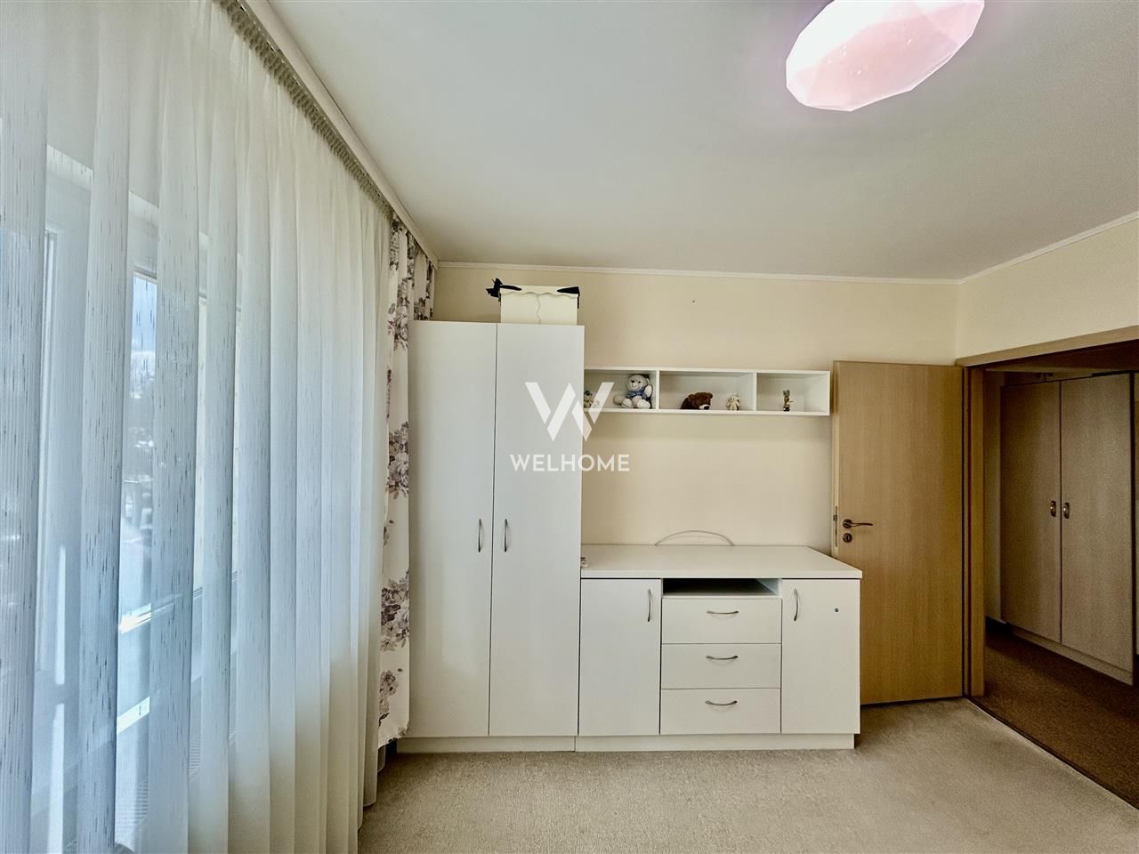 Apartament de închiriat în Sibiu – 3 camere, decomandat, 2 băi, 80 mp - Poză 9