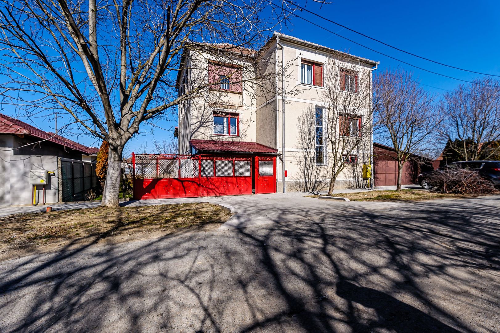 Preț NOU! Casa P+2 în zona centrală Chișineu-Criș - Poză 13