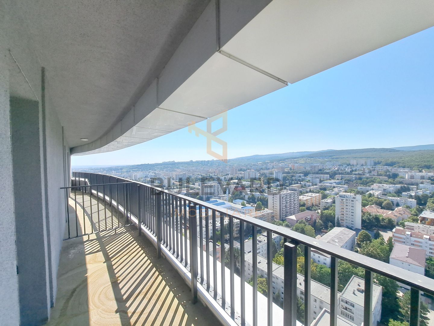 Pret Special. Apartament 2 camere + balcon 9 mp bloc nou cu CF! - Poză 1