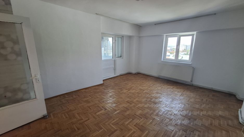 Apartament 2 Cam 9 mai zona Catedralei - Poză 7