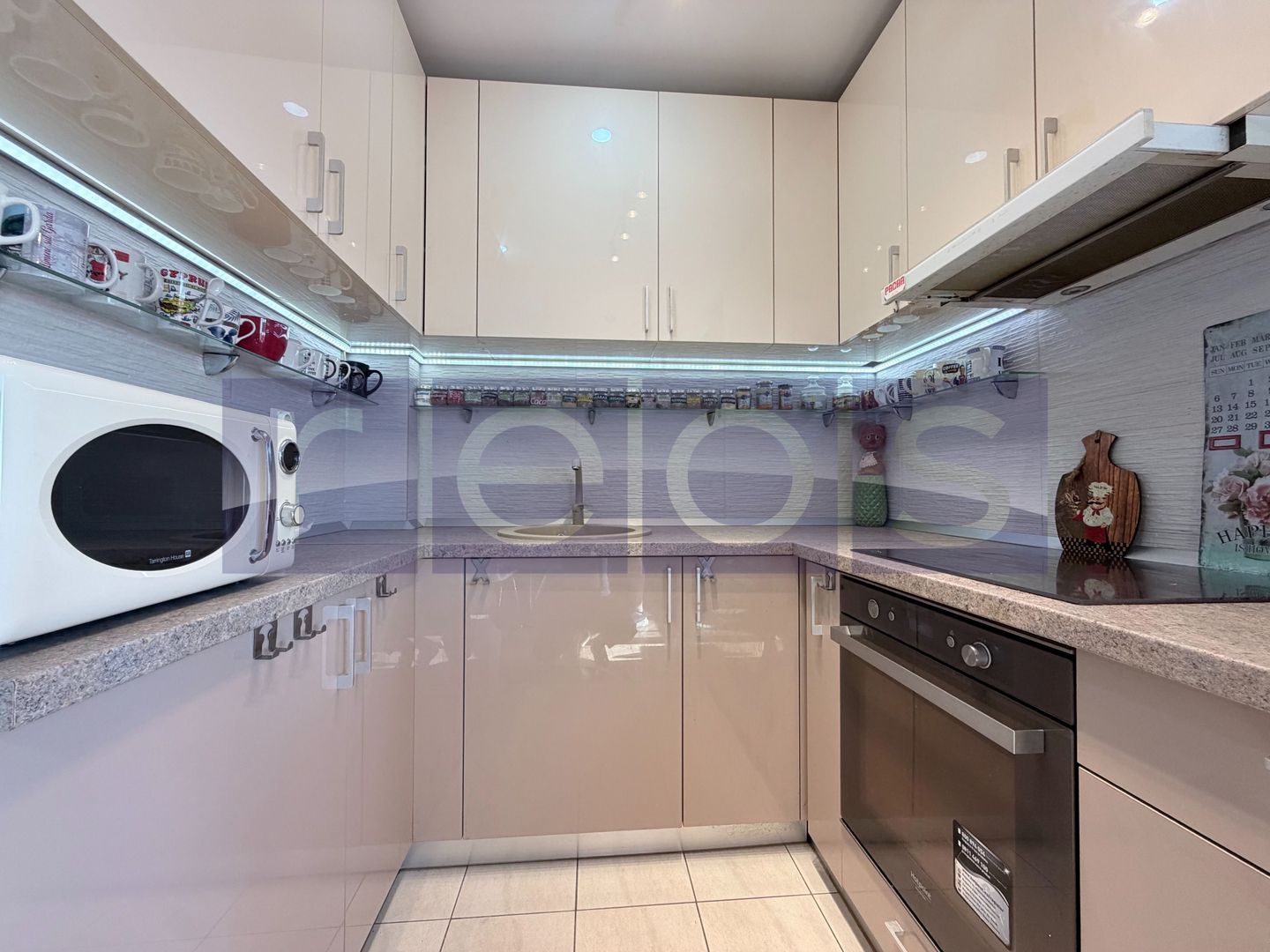 VANZARE APARTAMENT 2 CAMERE | 52,5 MP | MOBILAT SI UTILAT | PARCARE INCLUSA - Poză 5