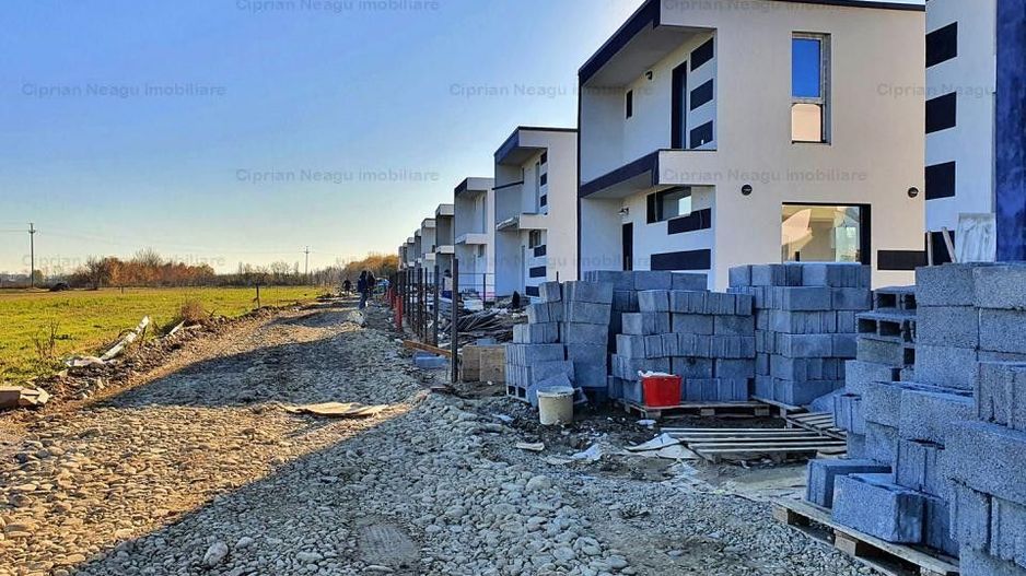 Vila moderna 4 camere, zona Prundu, Valea Geamana - Poză 7