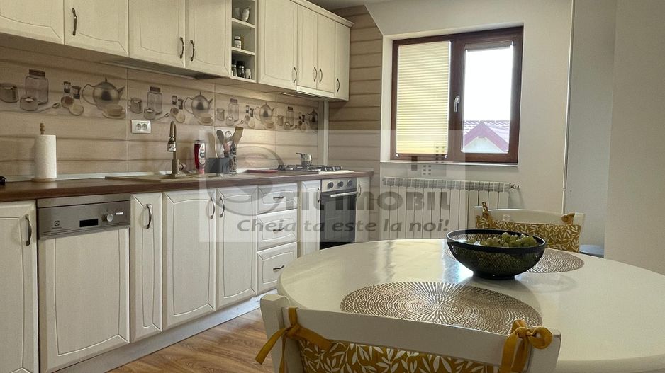 Apartament tip Penthouse zona Cug 130 mp - Poză 12