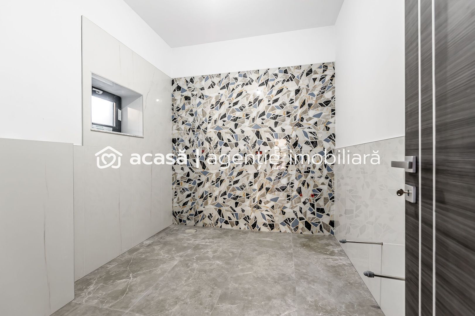 Vândut! Casă nouă cu teren generos Sânicolaul Mic - Poză 11