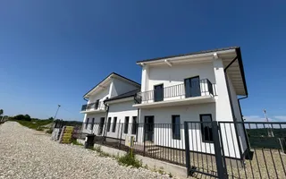 Viața la casă, liniște și munți la orizont – Duplexuri noi în Mohu - Poză 33