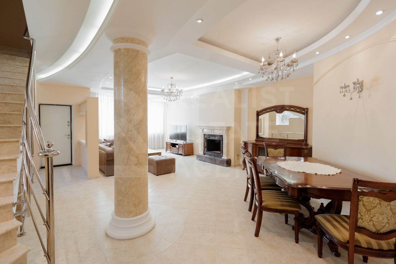 Chirie casă, 4 camere, str. Vasile Alecsandri, Centru - Poză 3