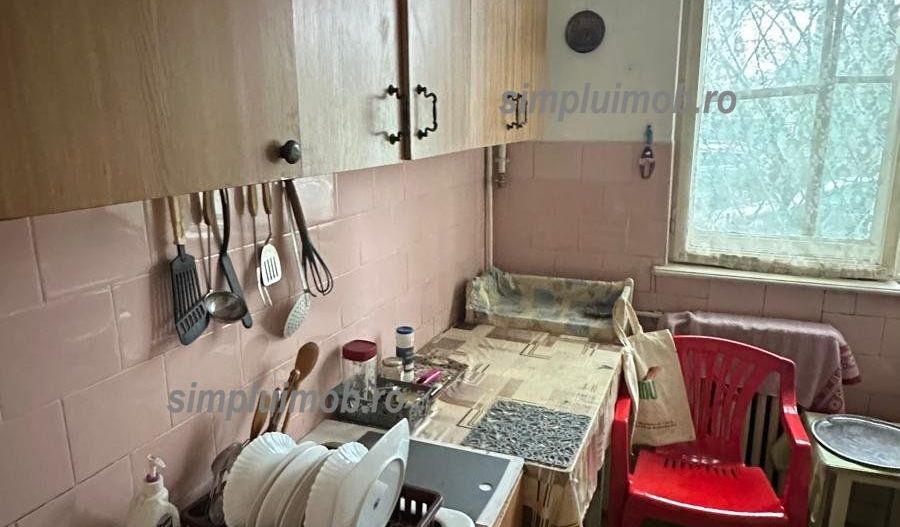 Apartament 3 camere la parter Bd Constructorilor ideal investitie - Poză 9