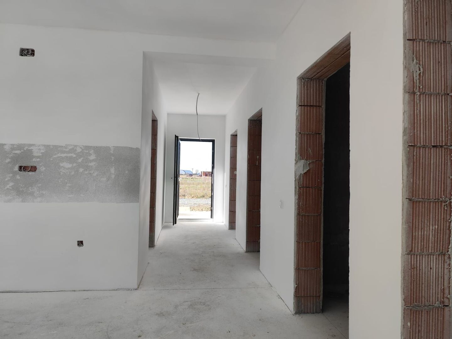 Casa noua cu fotovoltaice, parter 4 camere, Santandrei, Bihor, VANZARE - Poză 3