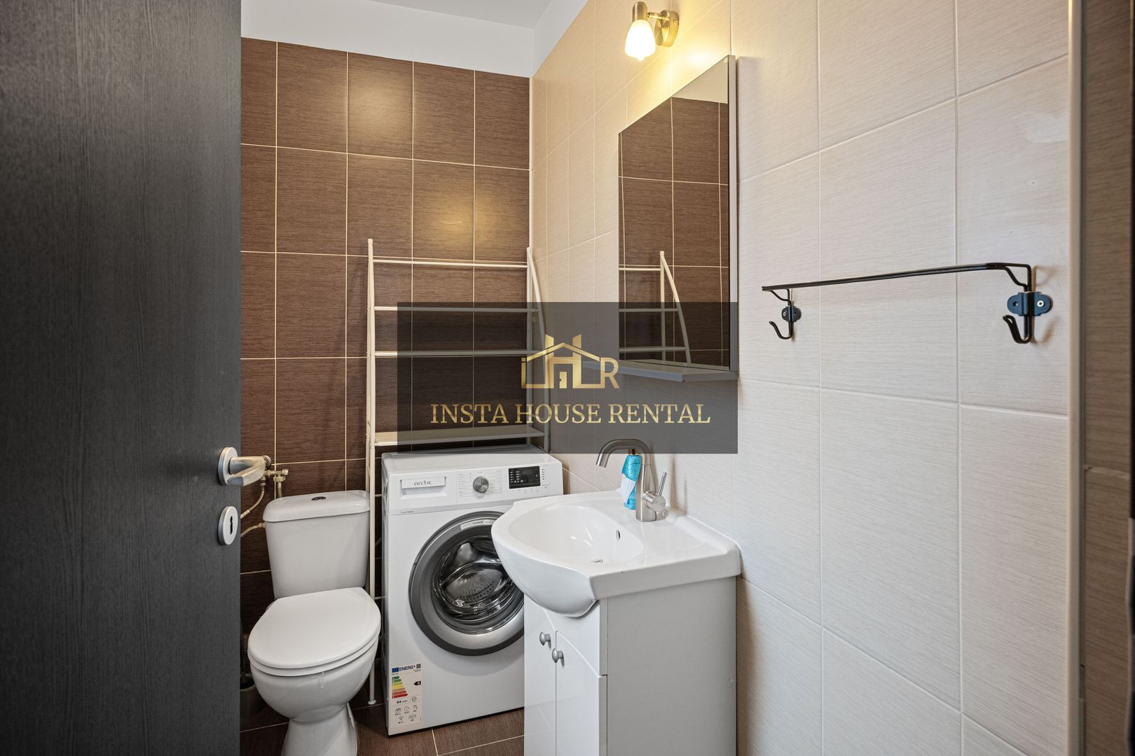 Casa 3 camere cu gradina /  23 August - Poză 9