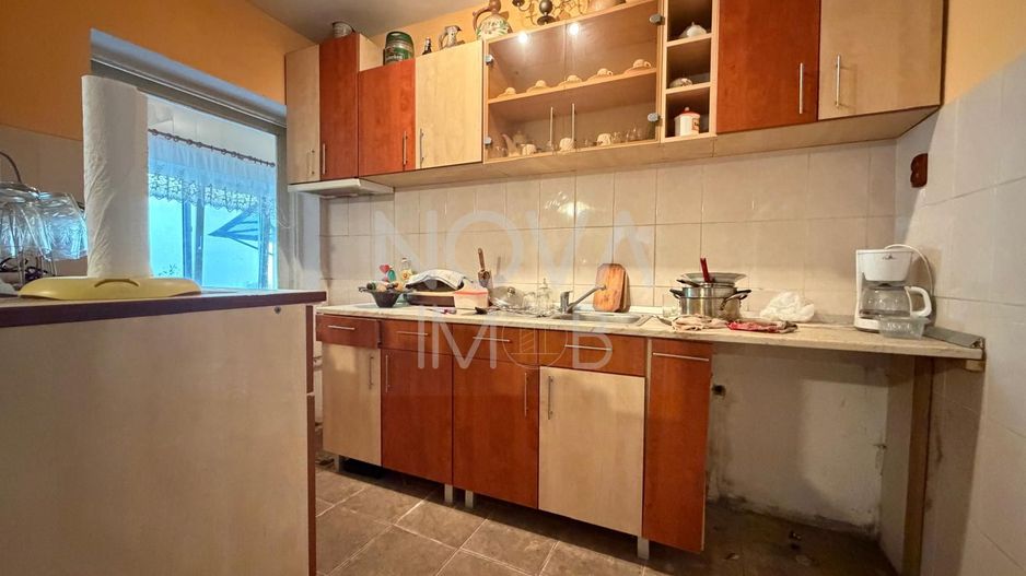 CASA DE VANZARE IN AVRIG – SPATIU GENEROS - Poză 8