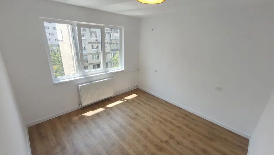 Apartament 2 camere de vanzare Lujerului - Poză 2