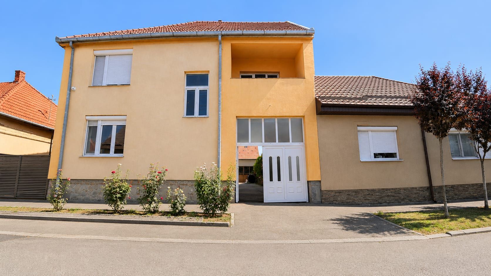 Casă cu 3 dormitoare și teren de 539 mp, Satu Mare str St, O Iosif - Poză 1