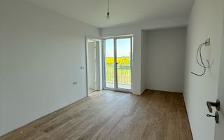 Duplex spatios cu teren generos - Poză 8
