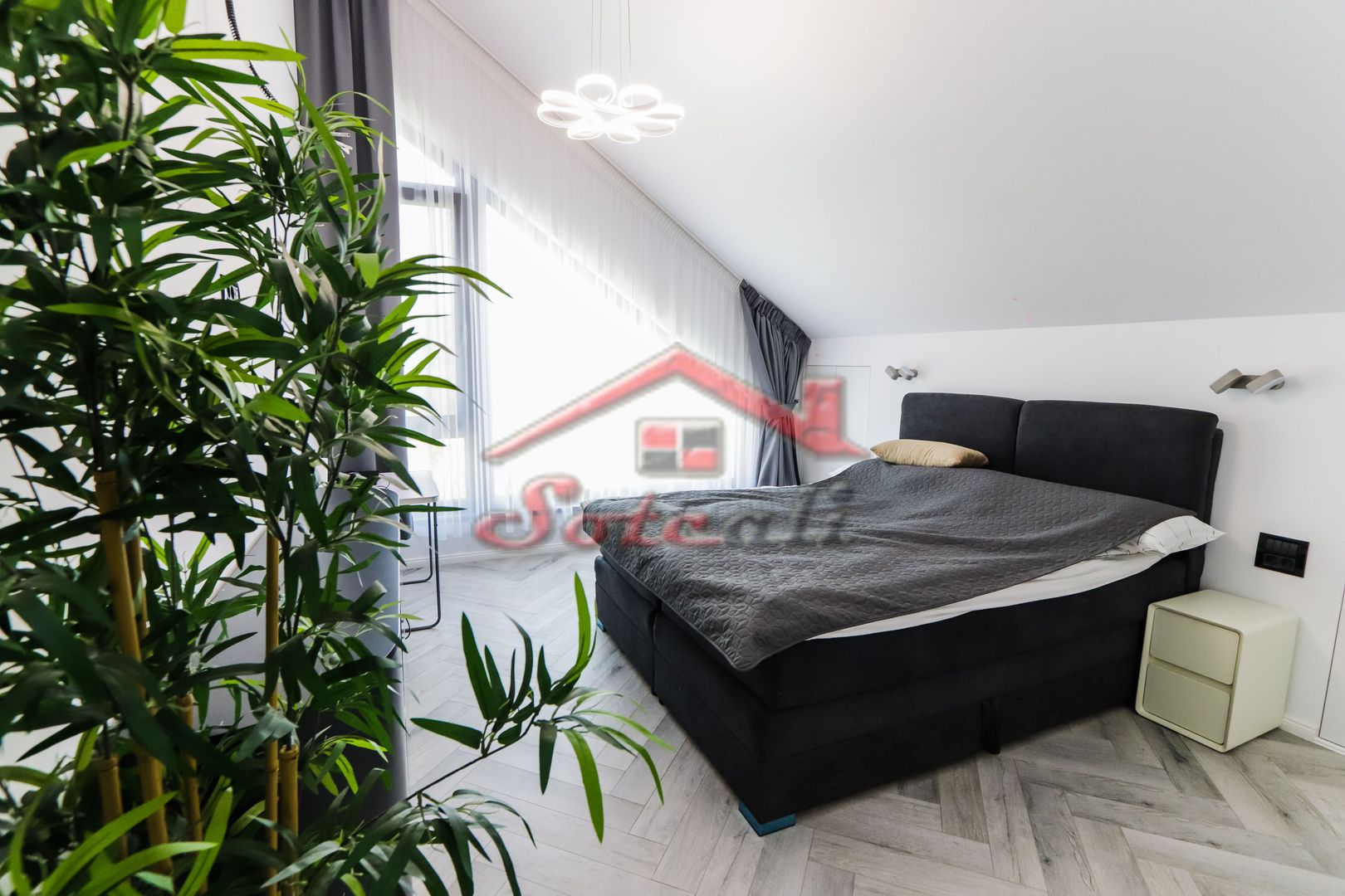 VILĂ MODERNĂ DE LUX CU PISCINĂ, FOTOVOLTAICE ȘI FOIȘOR – BREAZA - Poză 84