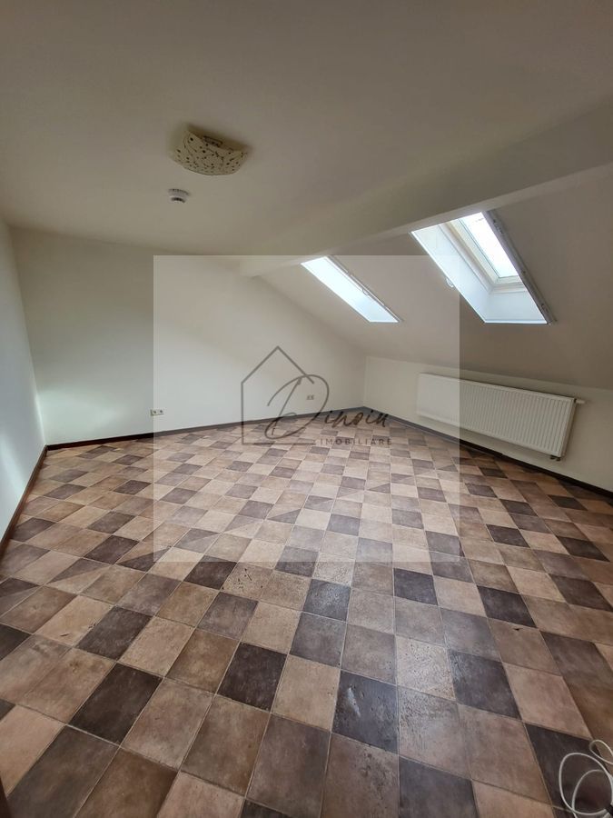 Vila Tunari zona centrala I Parc - Primarie I 6 camere - Poză 5