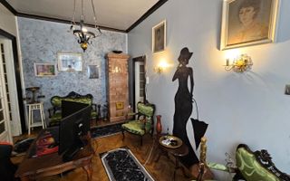 APARTAMENT ÎN VILĂ INTERBELICĂ | 4 CAMERE SPAȚIOASE | CURTE + CENTRALA PROPRIE | - Poză 3