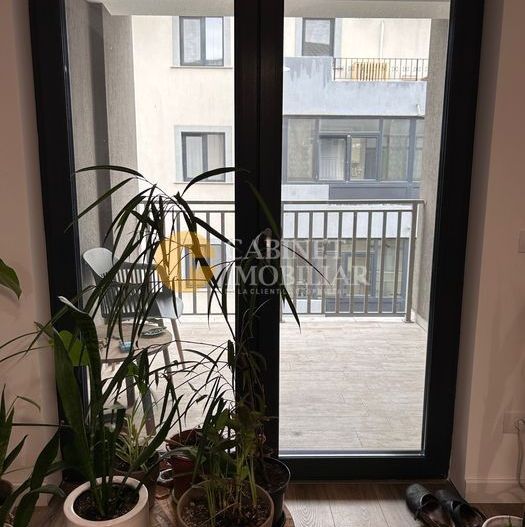 2 camere Decomandat - mobilat - loc parcare - boxa - intabulat - Poză 4